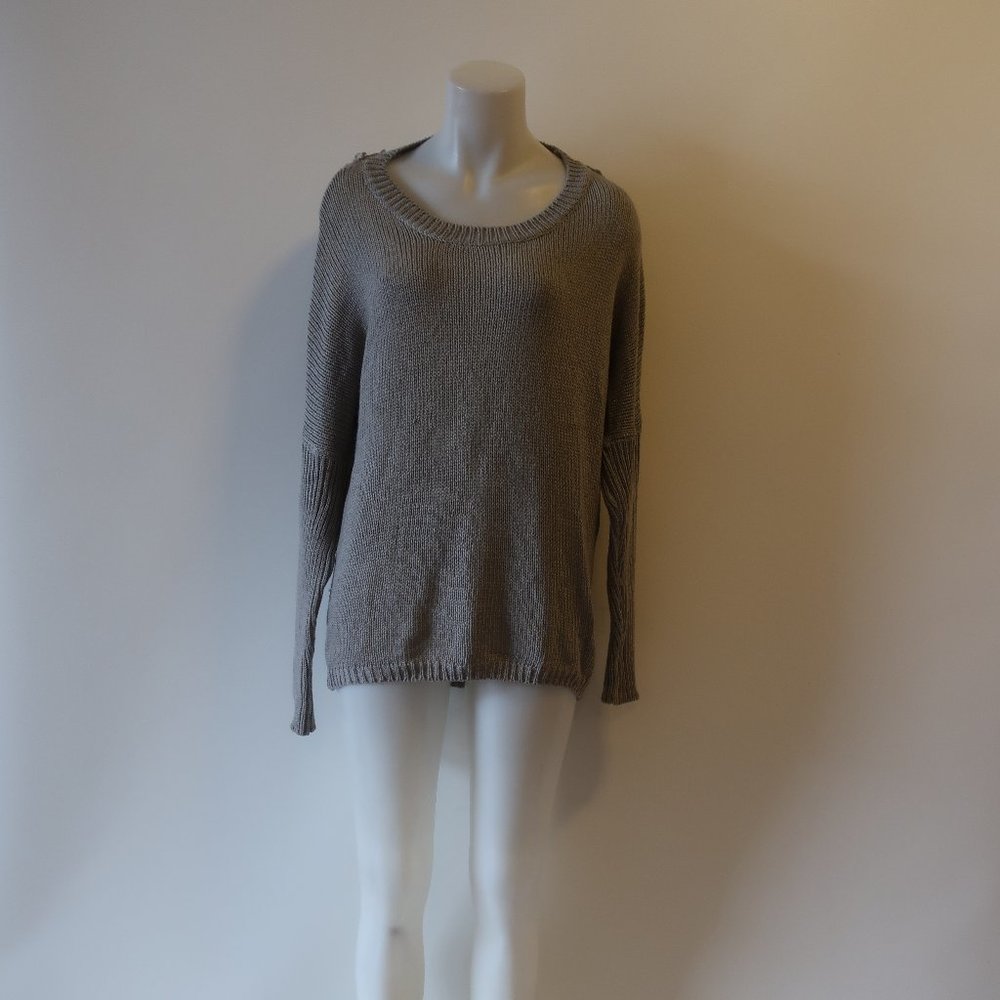 KIWI TUCKER GREY OPEN BACK PULLOVER SWEATER S *